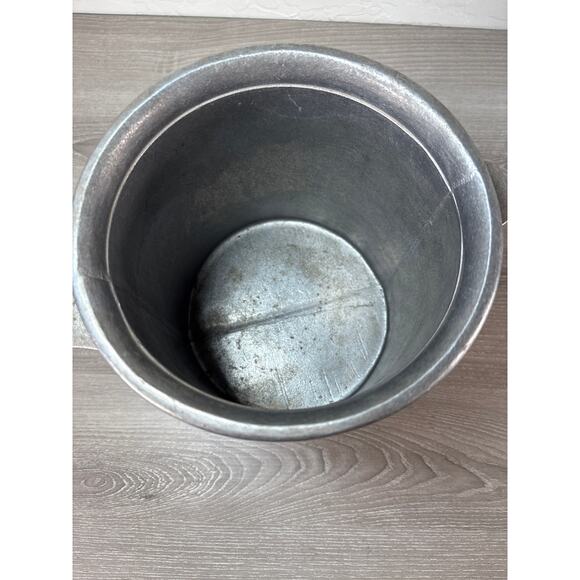 Vintage Wilton Armetale Country Ware Pewter Ice Bucket Canister stamped 1975 - Picture 7 of 11